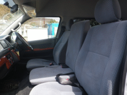 
										TOYOTA  HIACE COMMUTER 2011 full									