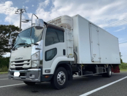 ISUZU    forward    2015