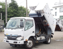 Hino    Dutro   2017