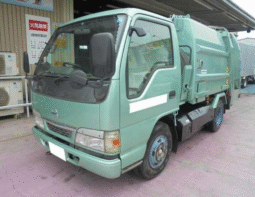 Nissan  Atlas   2002