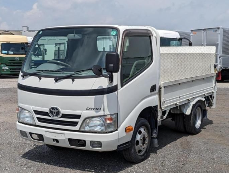 TOYOTA   Dyna   2012
