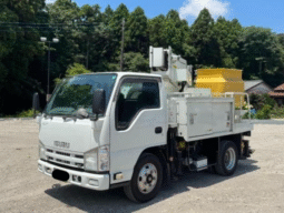 ISUZU   Elf   2013