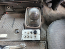 
										MITSUBISHI  Rosa   2000 full									