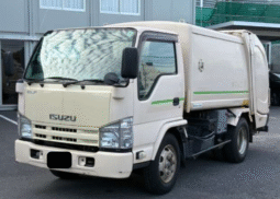 ISUZU    Elf   2012
