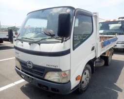 Hino   Dutro    2011