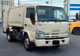 ISUZU    Elf   2012
