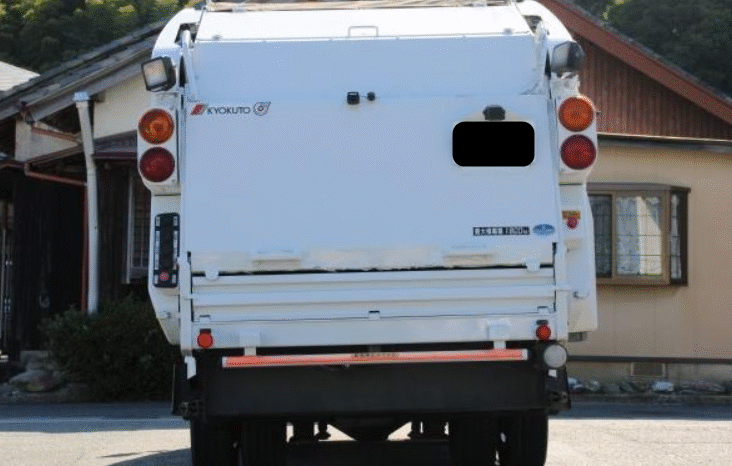 
								ISUZU    Elf   2011 full									