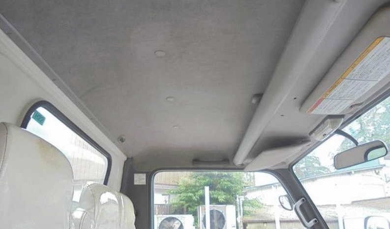 
								Nissan  Atlas   2002 full									