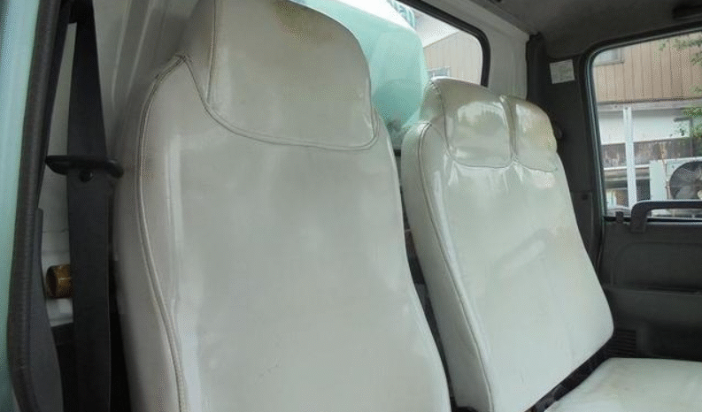 
								Nissan  Atlas   2002 full									