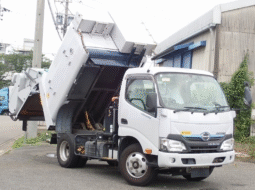 Hino    Dutro   2017