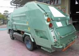 Nissan  Atlas   2002