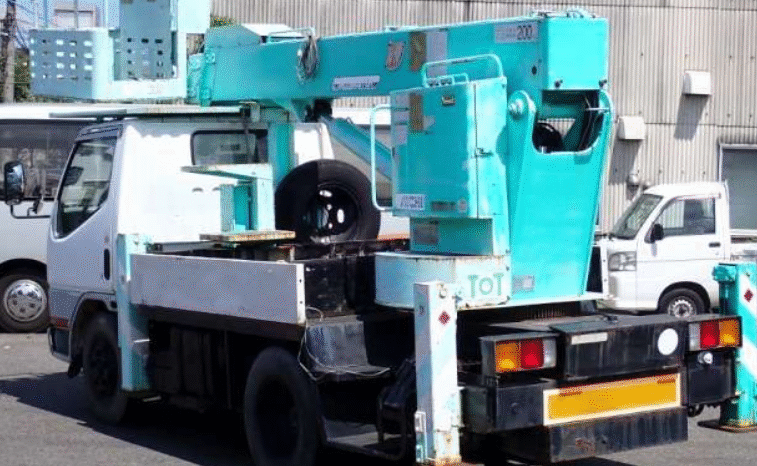
								Mitsubishi   Fuso  Canter  1999 full									
