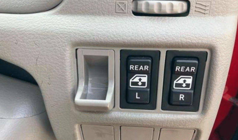 
								TOYOTA    Dyna   2010 full									