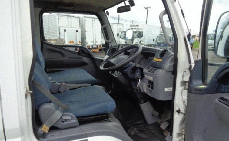 
								Mitsubishi   Fuso   Canter   2013 full									