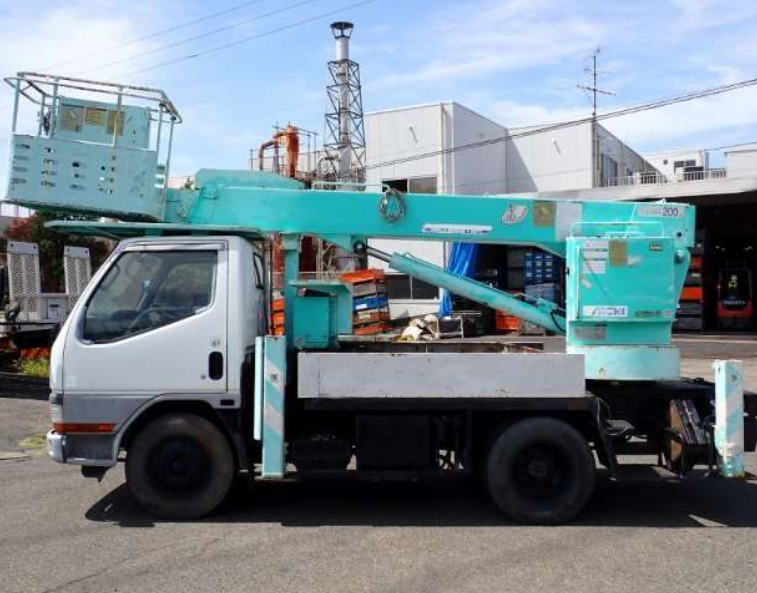 Mitsubishi   Fuso  Canter  1999