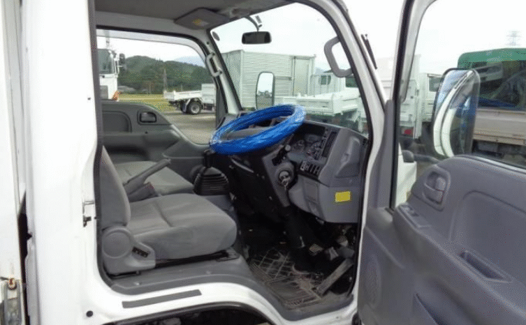 
								Mazda   Titan  2013 full									