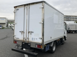 ISUZU   Elf    2012