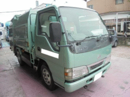 Nissan  Atlas   2002