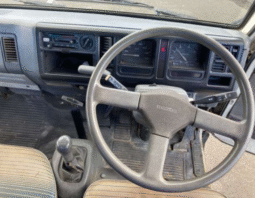 
										Mazda   Titan  1991 full									