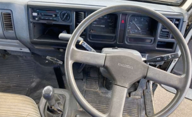 
								Mazda   Titan  1991 full									