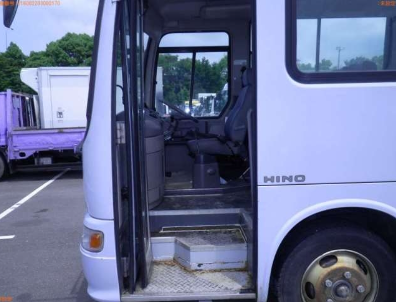 Hino   Liesse   2006