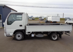 Mazda   Titan  2013