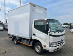 TOYOTA    Dyna    2015
