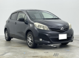 TOYOTA  Vitz  2013