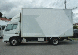 MITSUBISHI FUSO CANTER  2013