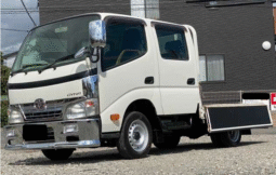 TOYOTA  DYNA  2011