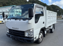 ISUZU  ELF  2012