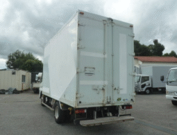 MITSUBISHI FUSO CANTER  2013