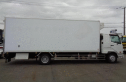 MITSUBISHI  FUSO  FIGHTER  2015