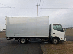 TOYOTA  TOYOACE  BOXBODY  TRUCK  2012