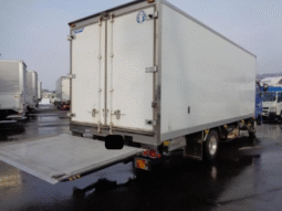 MITSUBISHI  FUSO  FIGHTER  2014