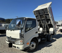 HINO  DUTRO  DUMP  TRUCK  2013