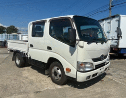 HINO  DUTRO  TRUCK  FLATBODY  TRUCK  2015