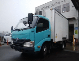 TOYOTA  DYNA  2012