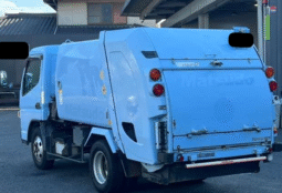 MITSUBISHI  CANTER  2015