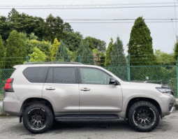 Toyota Land Cruiser Prado 2023