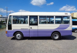 NISSAN    Civilian   1995