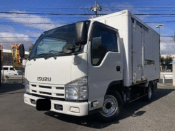 ISUZU  ELF  2012