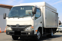 TOYOTA  DYNA  2012