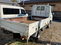 TOYOTA  DYNA  FLATBODY  TRUCK  2002
