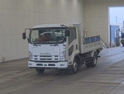 ISUZU   Forward  2012