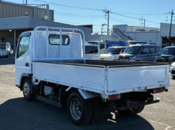 MITSUBISHI  CANTER  FLATBODY  TRUCK  2004