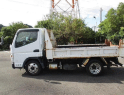MITSUBISHI  FUSO  CANTER  2013