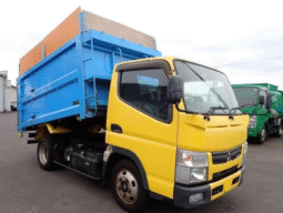 MITSUBISHI  FUSO  CANTER  2015