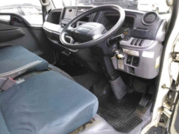 MITSUBISHI    Canter  2013