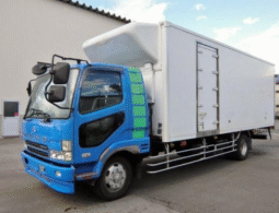 MITSUBISHI  FUSO  FIGHTER  2004